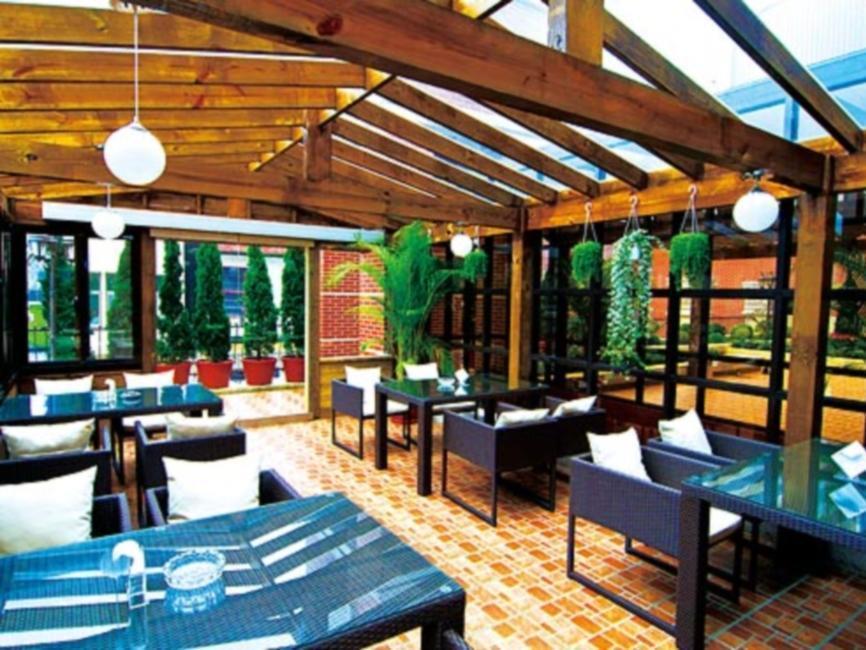 F Hotel - Sanyi Esterno foto